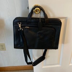 Wilson Leather Black briefcase